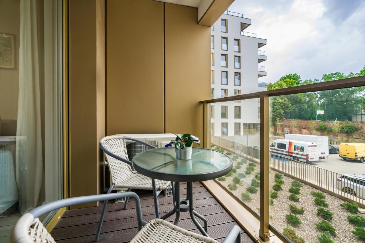 Apartments Na Podgorniku By Renters Prestige พอซนาน ภายนอก รูปภาพ